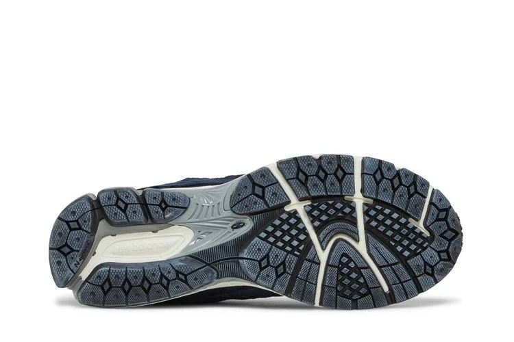 Кроссовки New Balance 2002R 'Protection Pack - Dark Navy'