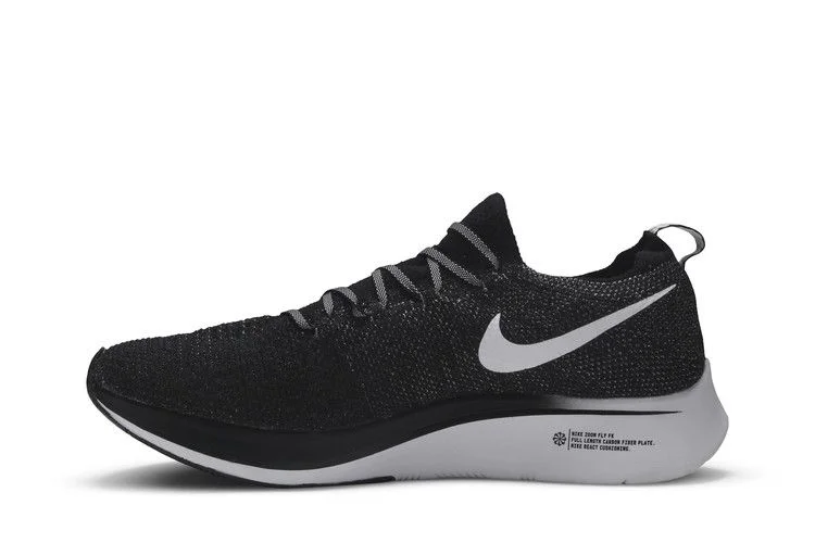 Кроссовки Nike Zoom Fly Flyknit 'Oreo'