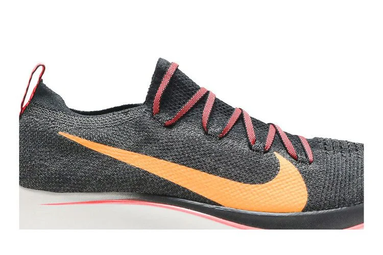 Кроссовки Nike Zoom Fly Flyknit 'Black Flash Crimson'