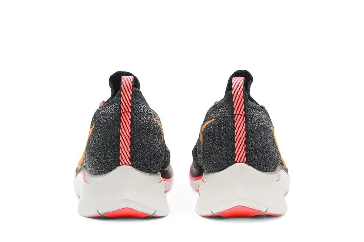 Кроссовки Nike Zoom Fly Flyknit 'Black Flash Crimson'