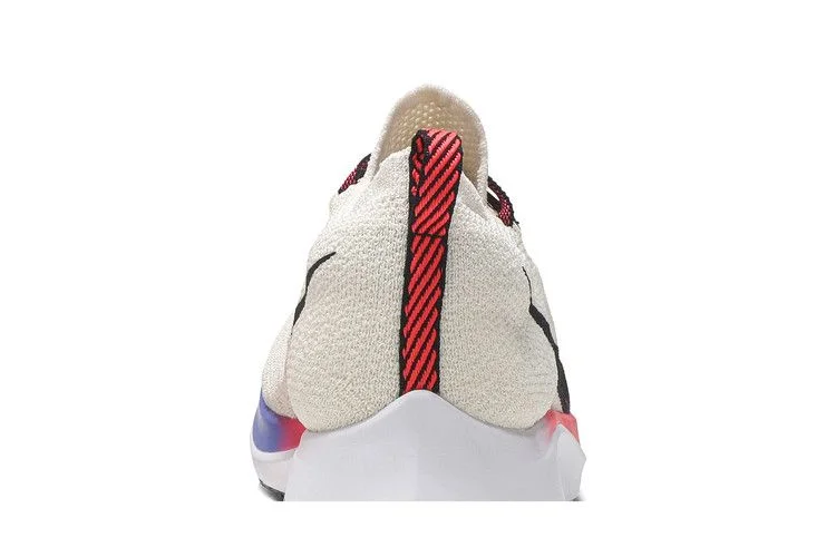 Кроссовки Nike Zoom Fly Flyknit 'Light Cream'