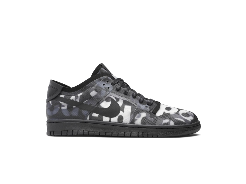 comme-des-garcons-x-wmns-nike-dunk-low-monogram-print