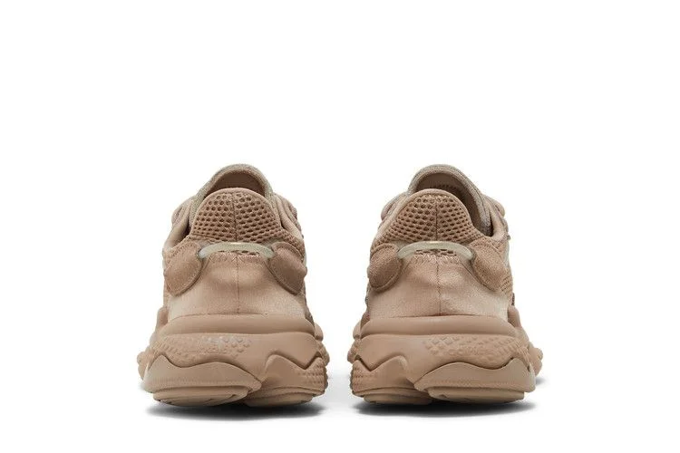 Кроссовки Adidas Wmns Ozweego 'Chalky Brown'