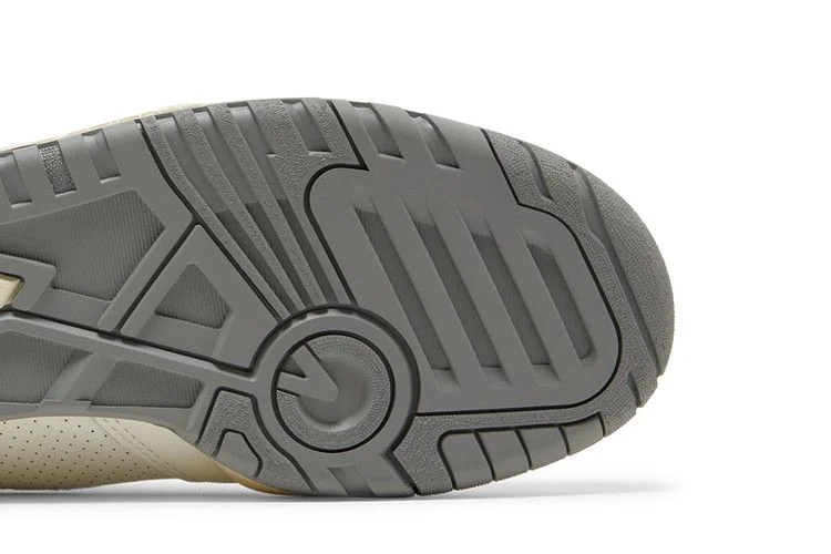 Кроссовки Aimé Leon Dore x New Balance 650R 'Silver'