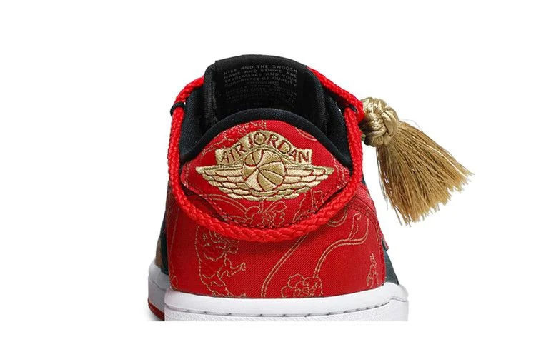 Кроссовки Air Jordan 1 Retro Low OG 'Chinese New Year'