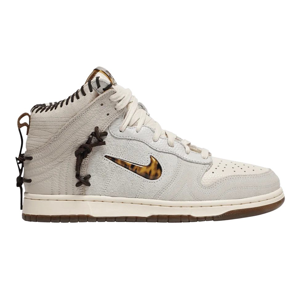Кроссовки Bodega x Nike Dunk High 'Friends & Family'