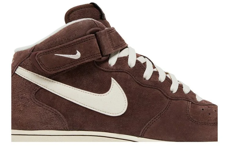 Кроссовки Nike Air Force 1 Mid 'Chocolate'