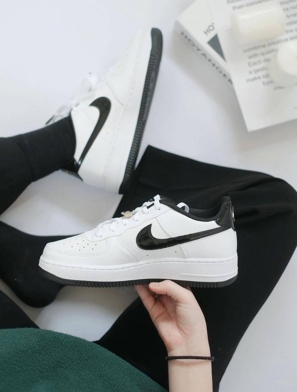 Кроссовки Nike Air Force 1 ’07 LV8 World Champ