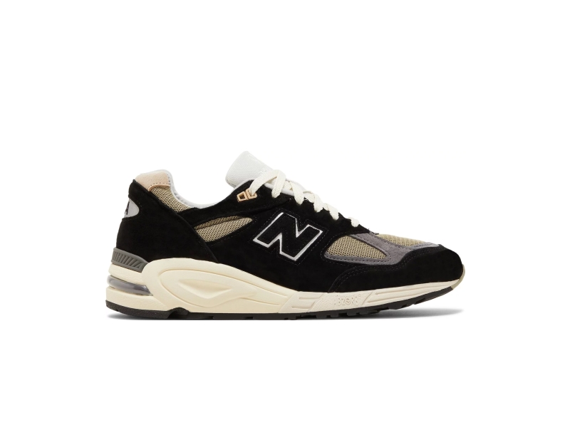 teddy-santis-x-new-balance-990v2-made-in-usa-black