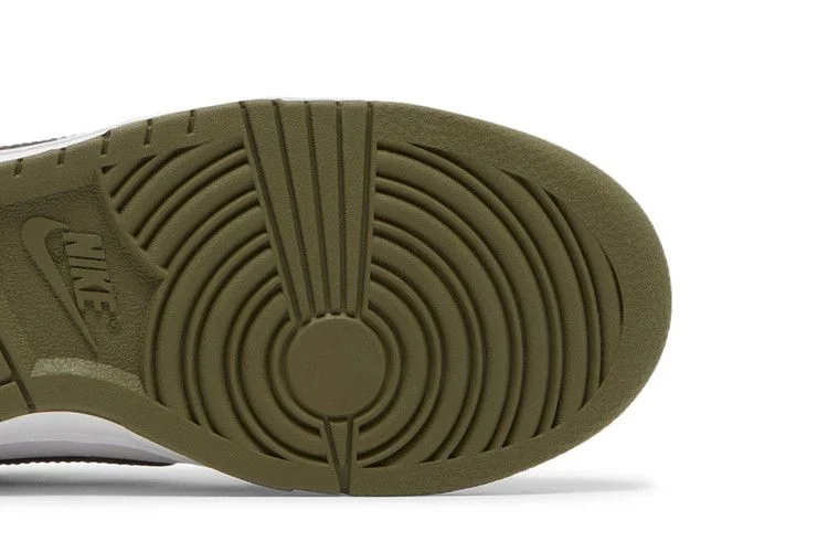 Кроссовки Nike Wmns Dunk Low 'Medium Olive'