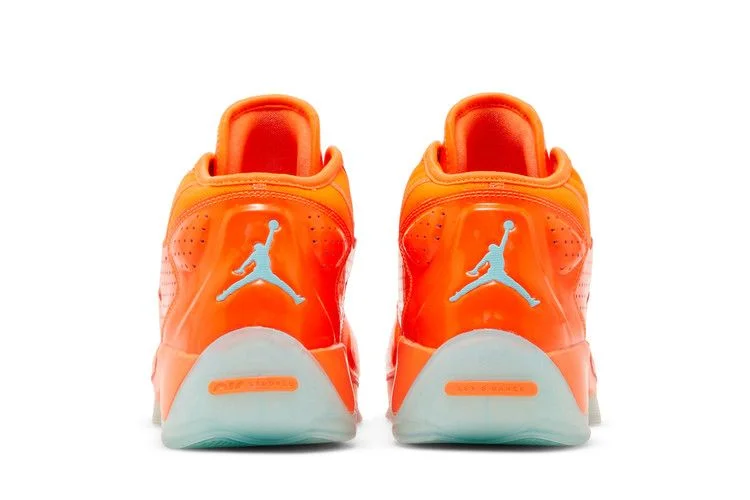 Кроссовки Air Jordan Zion 2 'Hyper Crimson'