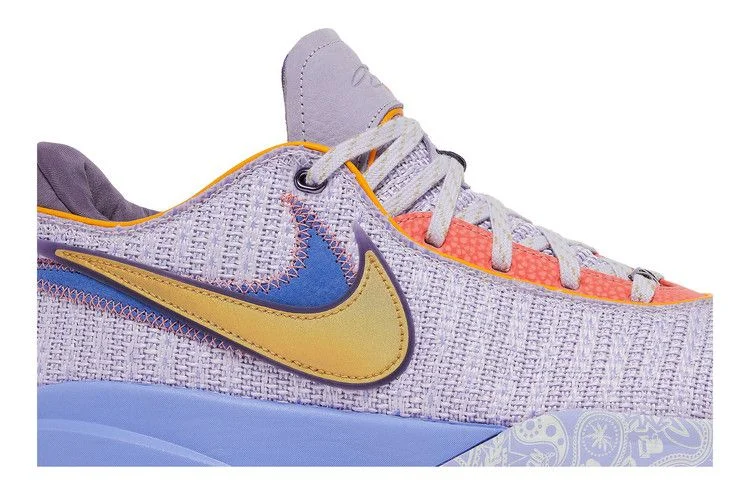 Кроссовки Nike LeBron 20 'Purple And Gold'