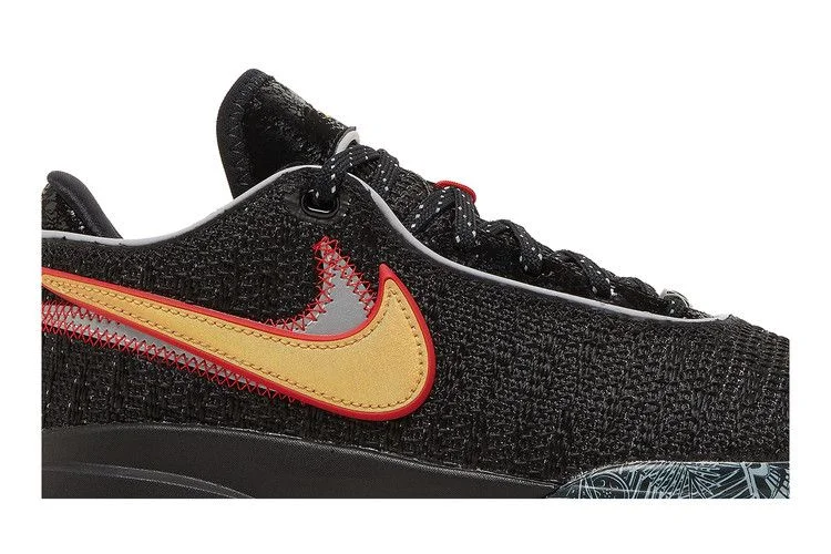 Кроссовки Nike LeBron 20 GS 'Trinity'