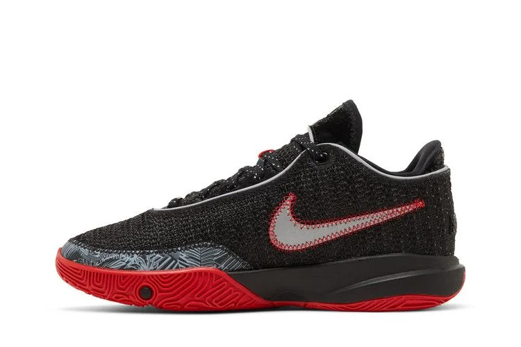 Кроссовки Nike LeBron 20 GS 'Trinity'