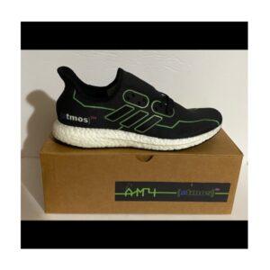 Footwear White/Core Black/Core Black/Green
