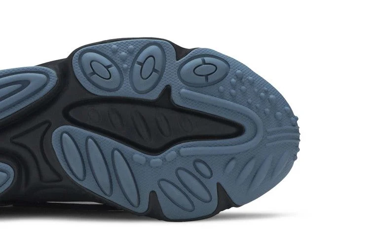Кроссовки Call of Duty x Pusha T x adidas Ozweego 'Modern Warfare'