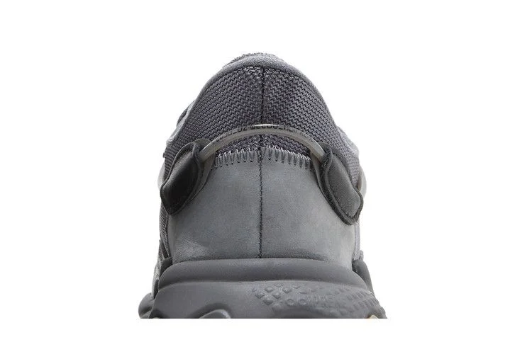 Кроссовки adidas Ozweego 'Grey Gum'