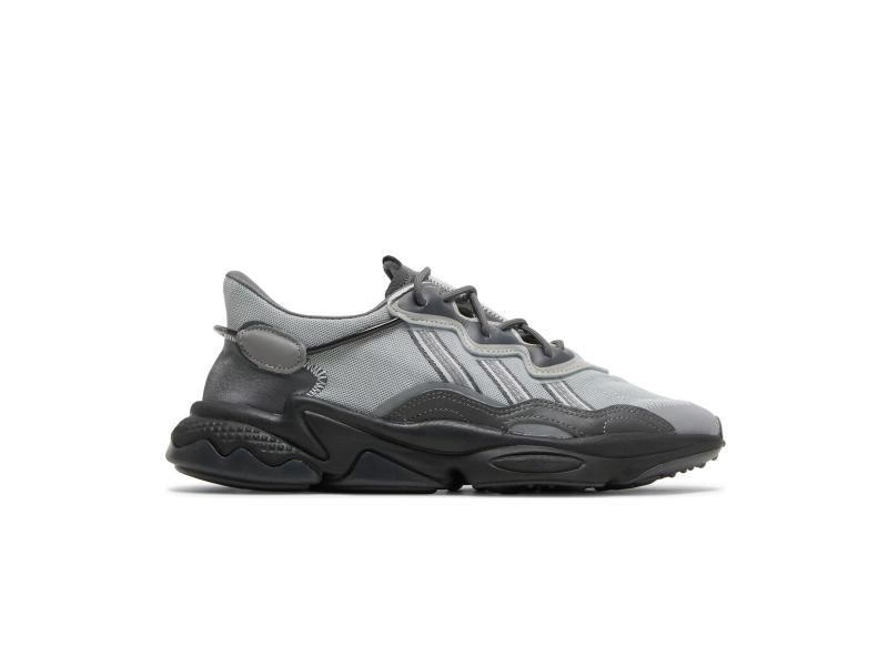 adidas-ozweego-triple-grey