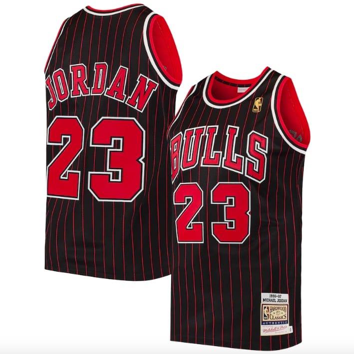 1996-97-chicago-bulls-23-michael-jordan-mitchell-amp-ness-authentic-black-jersey