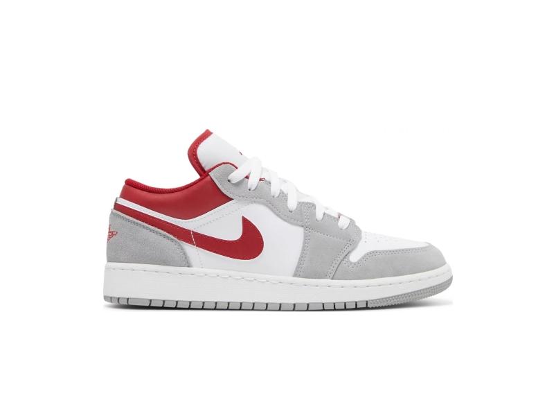 air-jordan-1-low-se-gs-light-smoke-grey-gym-red