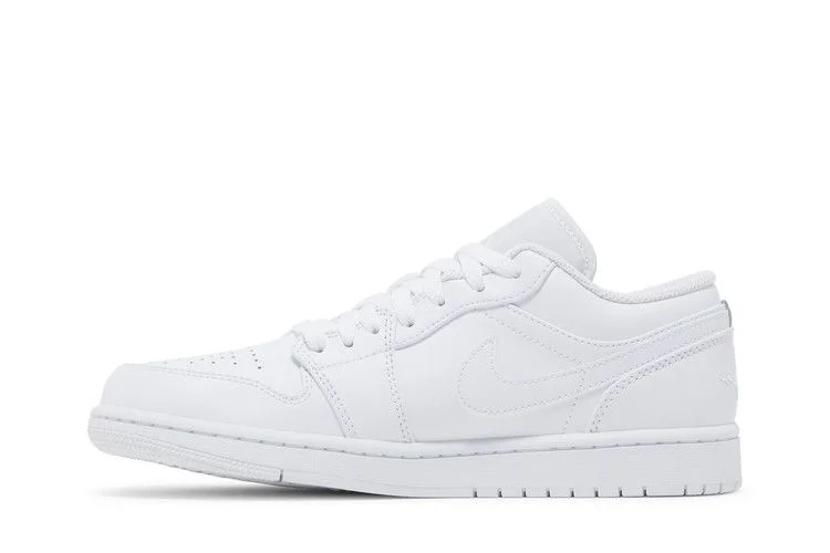 Кроссовки Air Jordan 1 Low 'Triple White' 2022