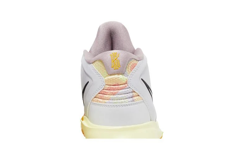 Кроссовки Nike Kyrie Infinity GS 'Pyramid'