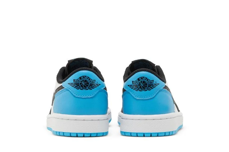 Кроссовки Wmns Air Jordan 1 Retro Low OG 'UNC'
