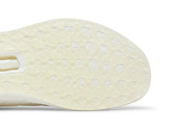 Кроссовки adidas UltraBoost Made To Be Remade 'Non Dyed'