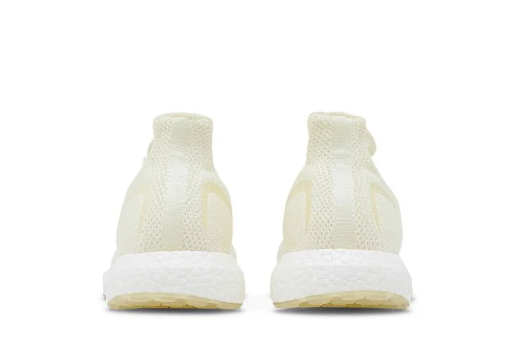 Кроссовки adidas UltraBoost Made To Be Remade 'Non Dyed'
