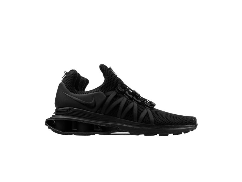 Nike gravity shox black on sale