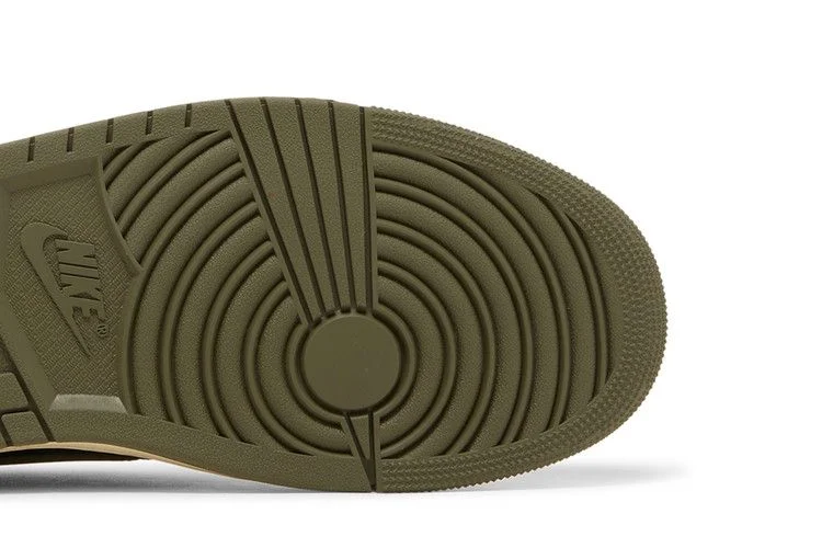 Кроссовки Travis Scott x Wmns Air Jordan 1 Retro Low OG SP 'Olive'