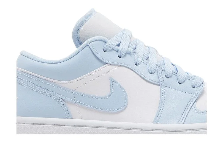 Кроссовки Wmns Air Jordan 1 Low 'Ice Blue'