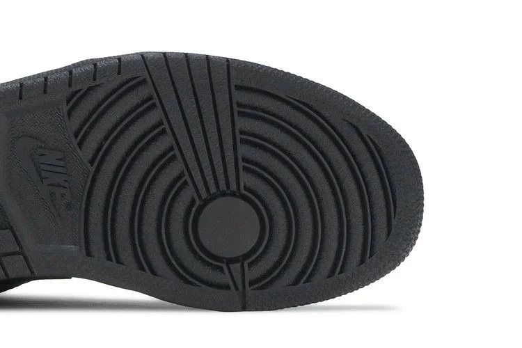 Кроссовки Air Jordan 1 Low 'Triple Black'