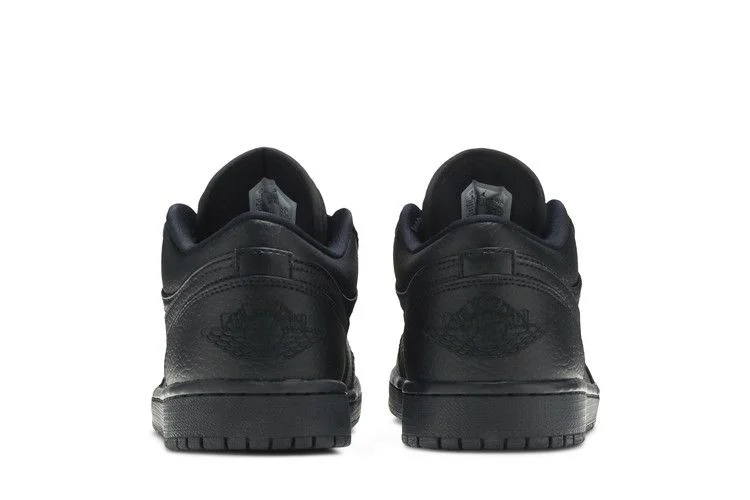 Кроссовки Air Jordan 1 Low 'Triple Black'