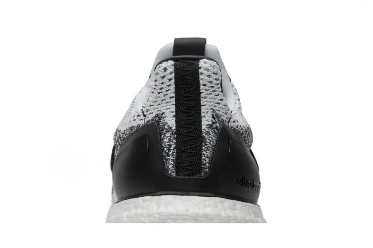 Кроссовки Sneakersnstuff x Social Status x adidas UltraBoost SE 'White Black'