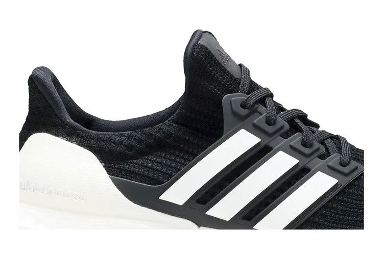 Кроссовки adidas UltraBoost 4.0 'Show Your Stripes'