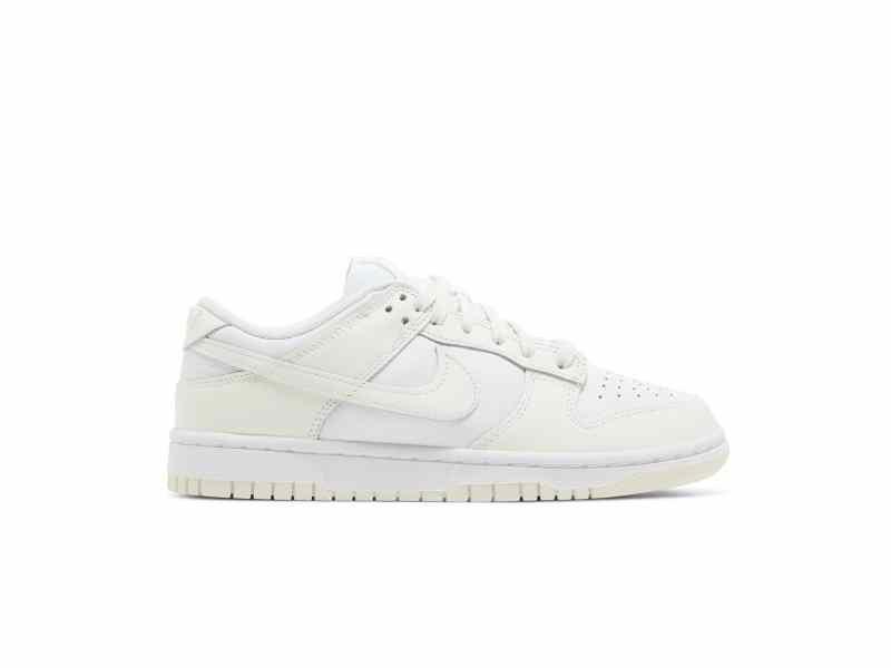 wmns-nike-dunk-low-white-sail