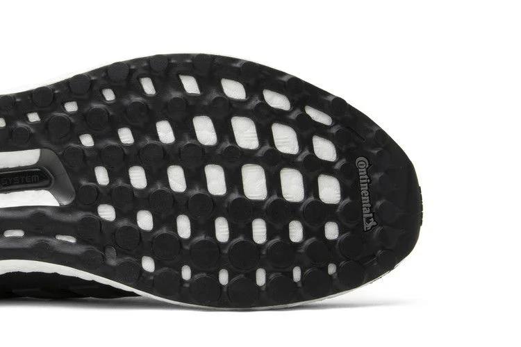 Кроссовки Adidas UltraBoost 3.0 'Utility Black'