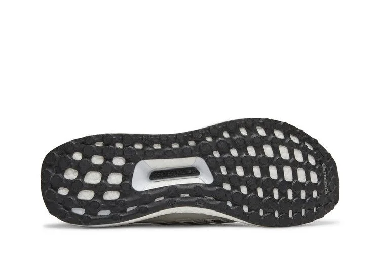 Кроссовки Adidas UltraBoost 4.0 'White Black'
