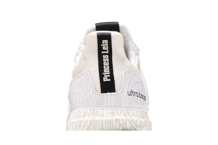 Кроссовки Star Wars x adidas UltraBoost DNA 'Princess Leia'