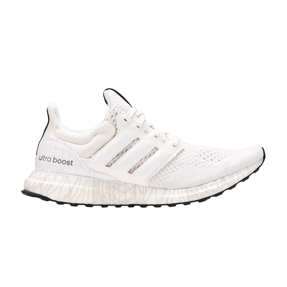 Кроссовки Star Wars x adidas UltraBoost DNA 'Princess Leia'