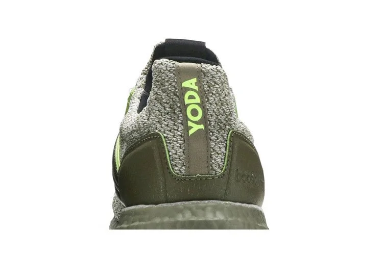 Кроссовки Star Wars x adidas UltraBoost DNA 'Yoda'