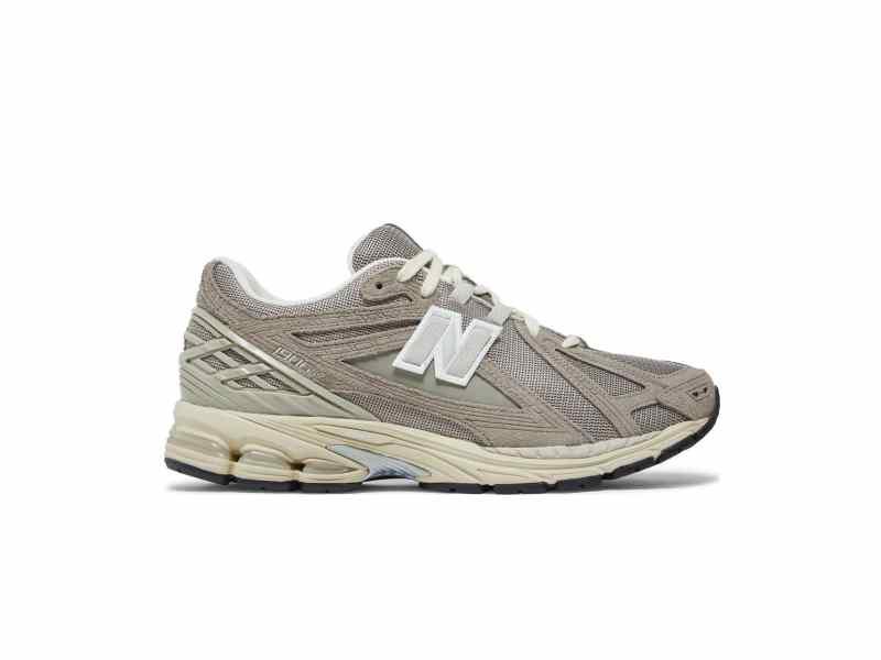 new-balance-1906r-beige-cream