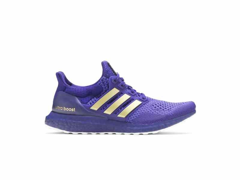 adidas-ultraboost-1-0-ncaa-pack-washington