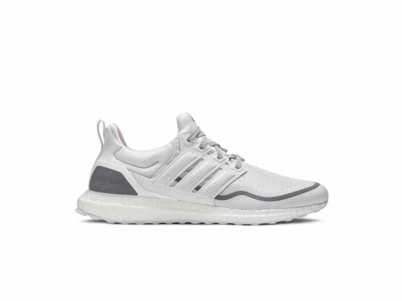 adidas-ultraboost-reflective-crystal-white