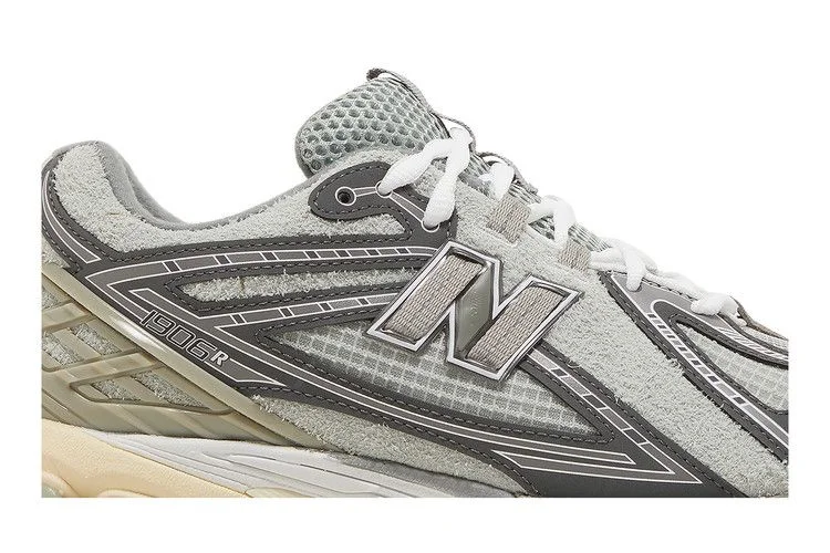 Кроссовки INVINCIBLE x N.HOOLYWOOD x New Balance 1906R 'Grey Swan'