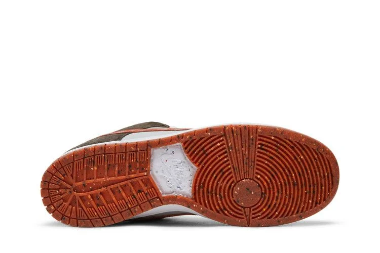 Кроссовки Crushed D.C. x Nike Dunk Low SB 'Golden Hour'