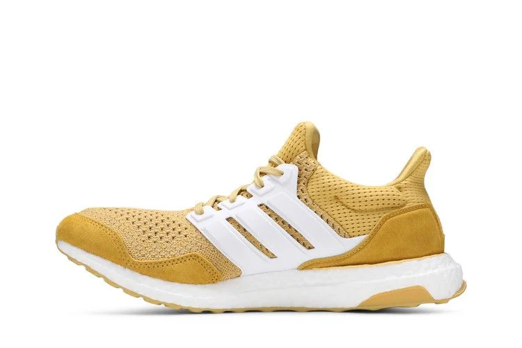 Кроссовки Happy Gilmore x Extra Butter x adidas UltraBoost 1.0 'Gold Jacket'