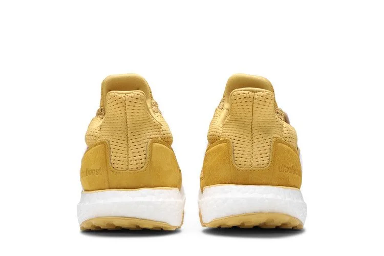 Кроссовки Happy Gilmore x Extra Butter x adidas UltraBoost 1.0 'Gold Jacket'