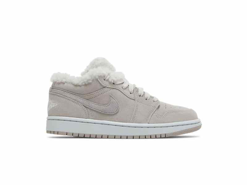 wmns-air-jordan-1-low-se-sherpa-fleece